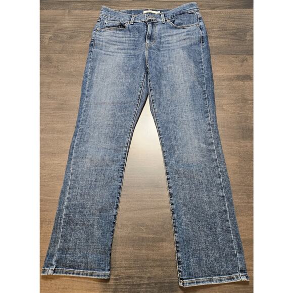 Levi’s Women's Mid Rise Classic Straight Leg Denim Jeans Stretch Size 8S (29×28) - Picture 1 of 9